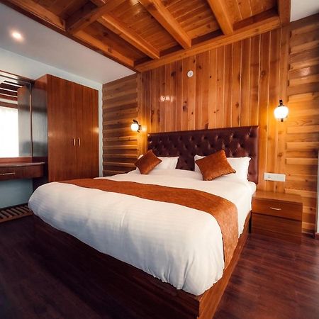 Hotel Winterline - Five Star Luxury Hotel Near Mall Road Manali ภายนอก รูปภาพ