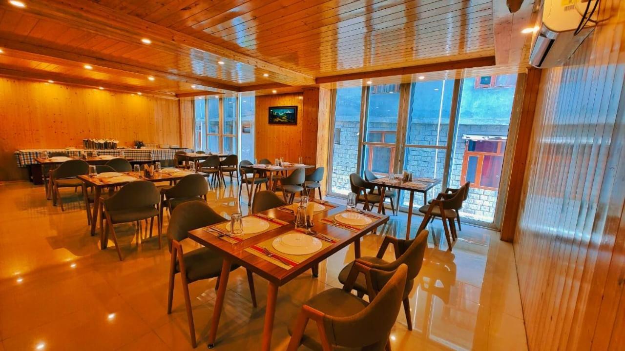Hotel Winterline - Five Star Luxury Hotel Near Mall Road Manali ภายนอก รูปภาพ