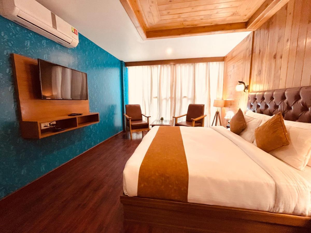 Hotel Winterline - Five Star Luxury Hotel Near Mall Road Manali ภายนอก รูปภาพ