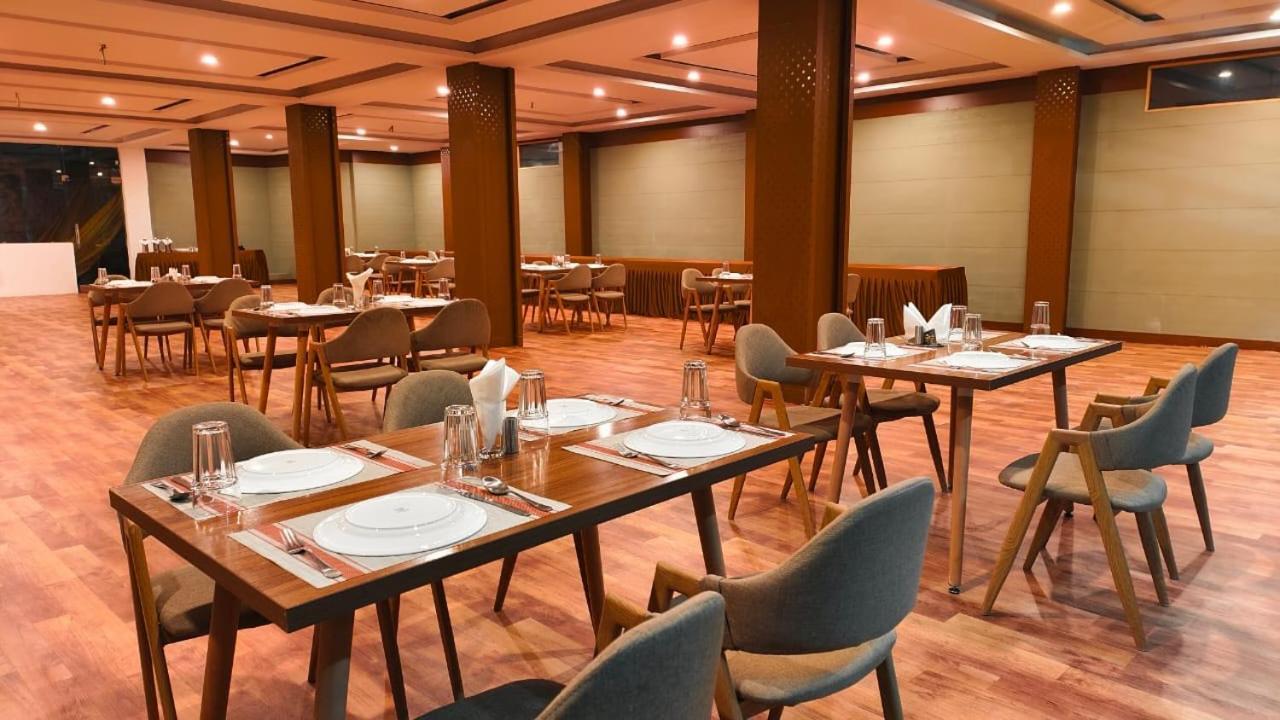 Hotel Winterline - Five Star Luxury Hotel Near Mall Road Manali ภายนอก รูปภาพ