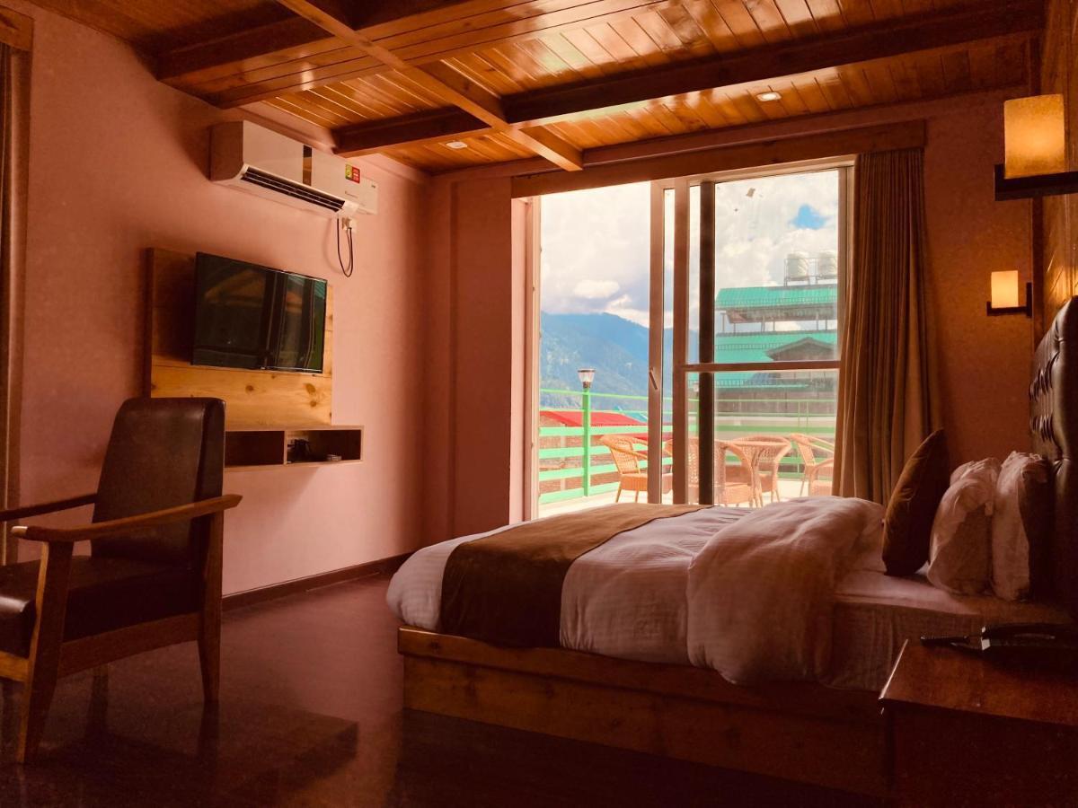 Hotel Winterline - Five Star Luxury Hotel Near Mall Road Manali ภายนอก รูปภาพ