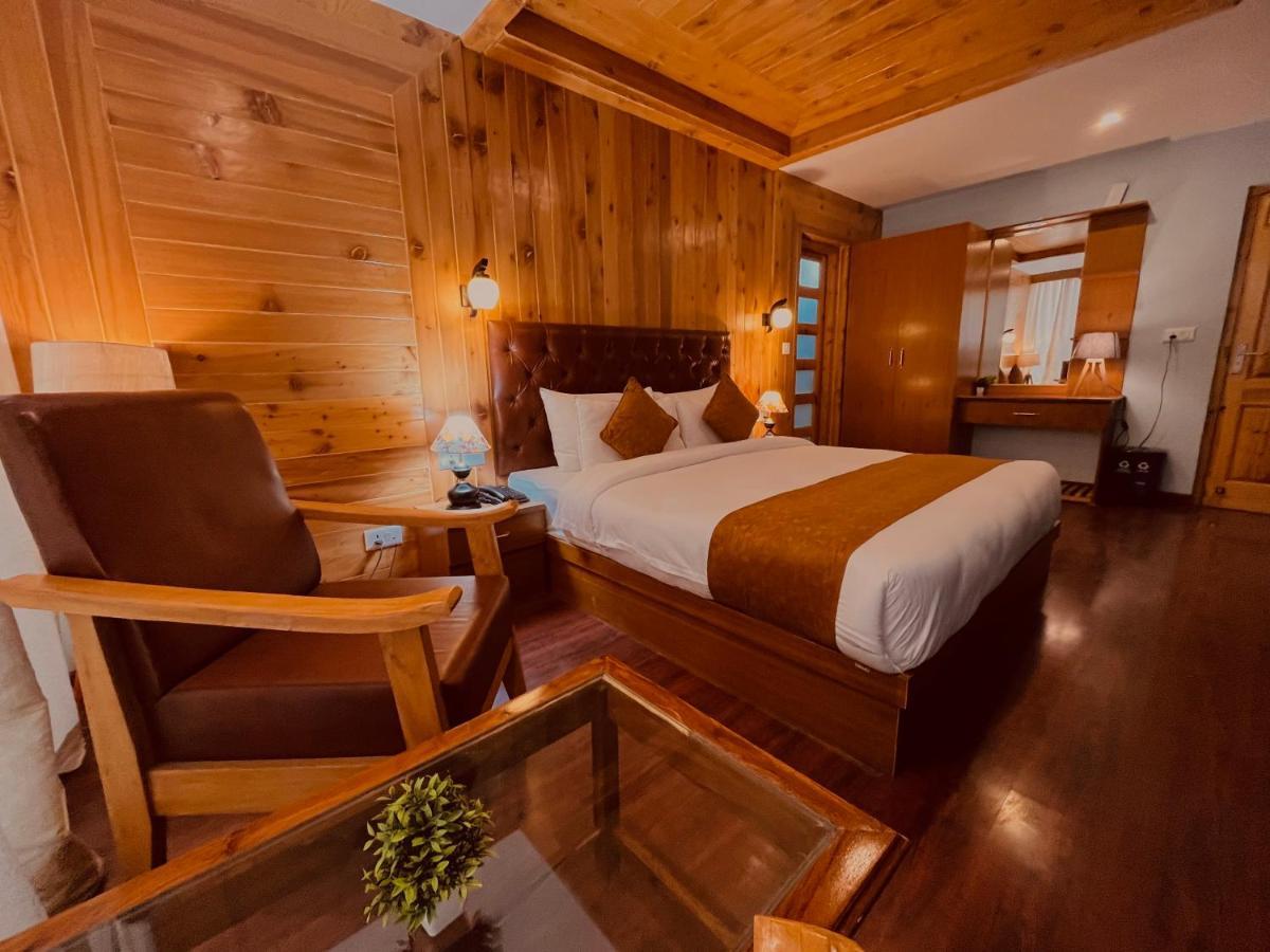 Hotel Winterline - Five Star Luxury Hotel Near Mall Road Manali ภายนอก รูปภาพ