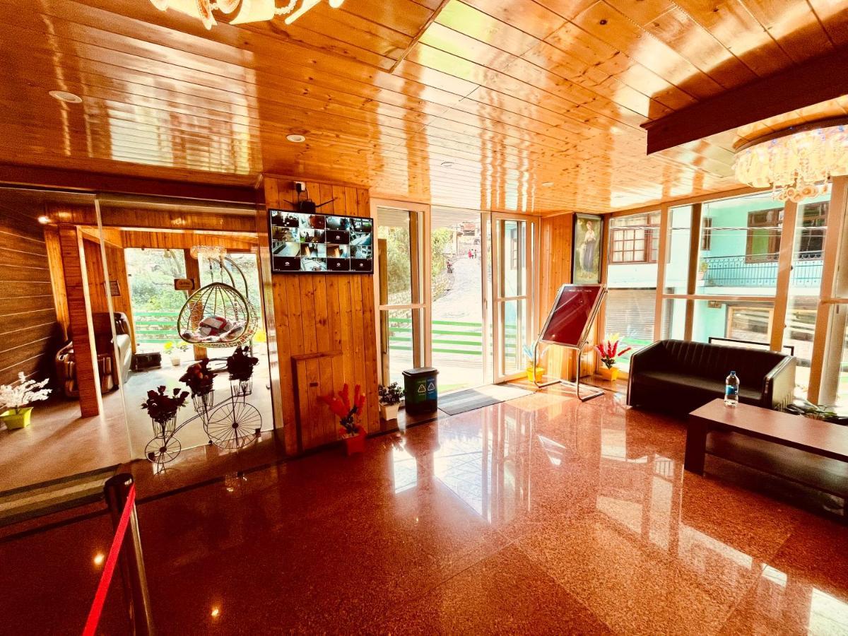 Hotel Winterline - Five Star Luxury Hotel Near Mall Road Manali ภายนอก รูปภาพ