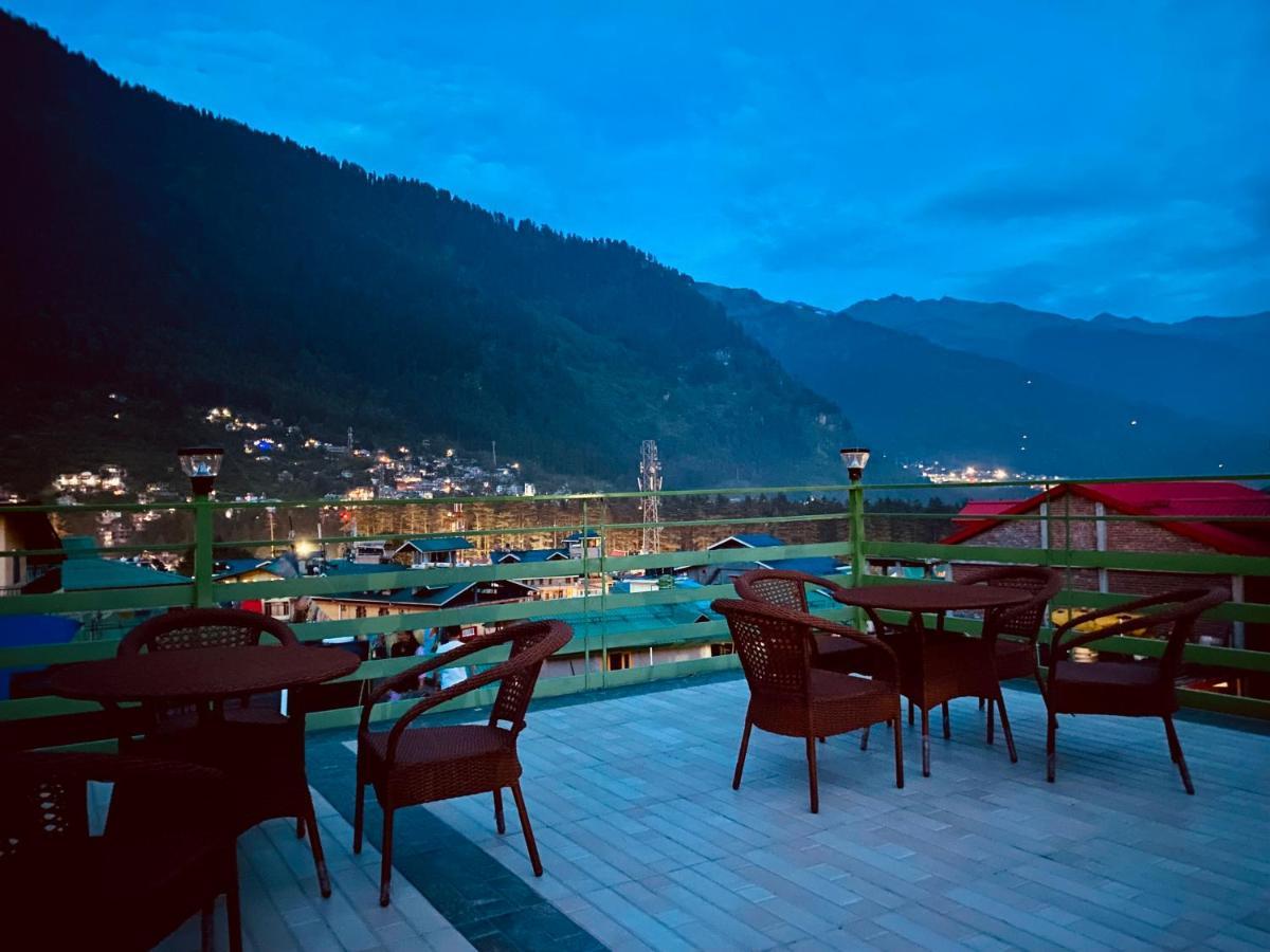 Hotel Winterline - Five Star Luxury Hotel Near Mall Road Manali ภายนอก รูปภาพ