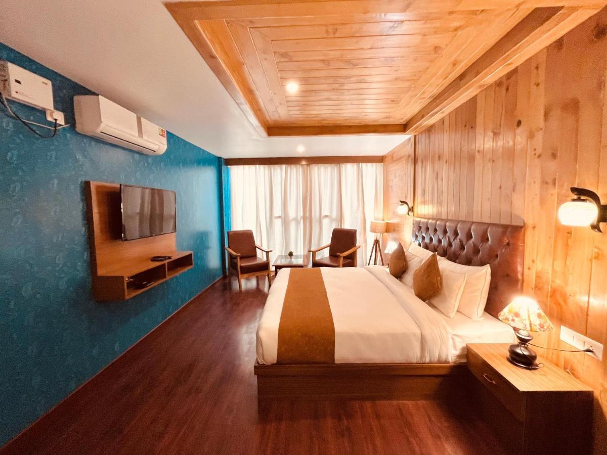 Hotel Winterline - Five Star Luxury Hotel Near Mall Road Manali ภายนอก รูปภาพ
