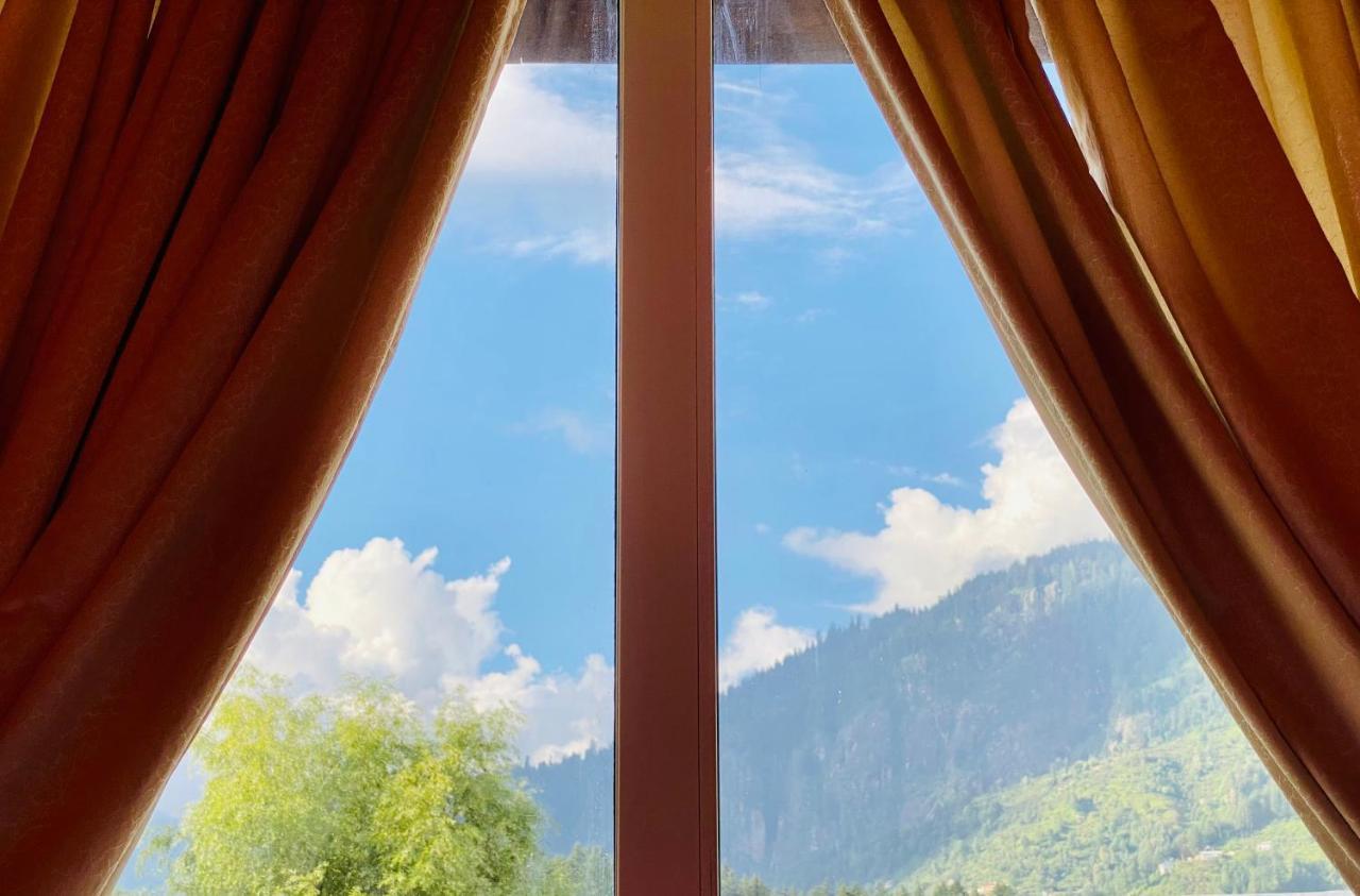 Hotel Winterline - Five Star Luxury Hotel Near Mall Road Manali ภายนอก รูปภาพ